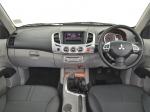 Mitsubishi Triton Double Cab 2013 года (ZA)